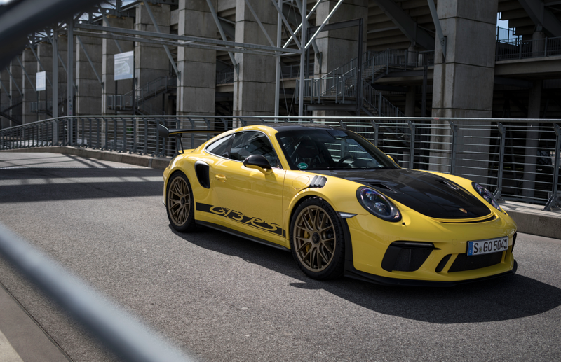 Illustration for article titled Put These Very Good 2019 Porsche 911 GT3 RS Photos In Your Life